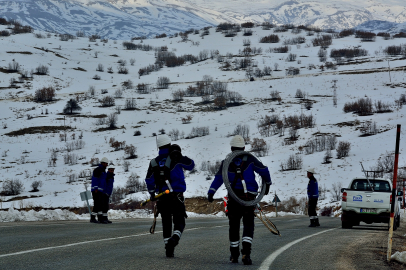 Fırat EDAŞ Zorlu Kış Şartlarına Karşı Sahada Önlemlerini Aldı